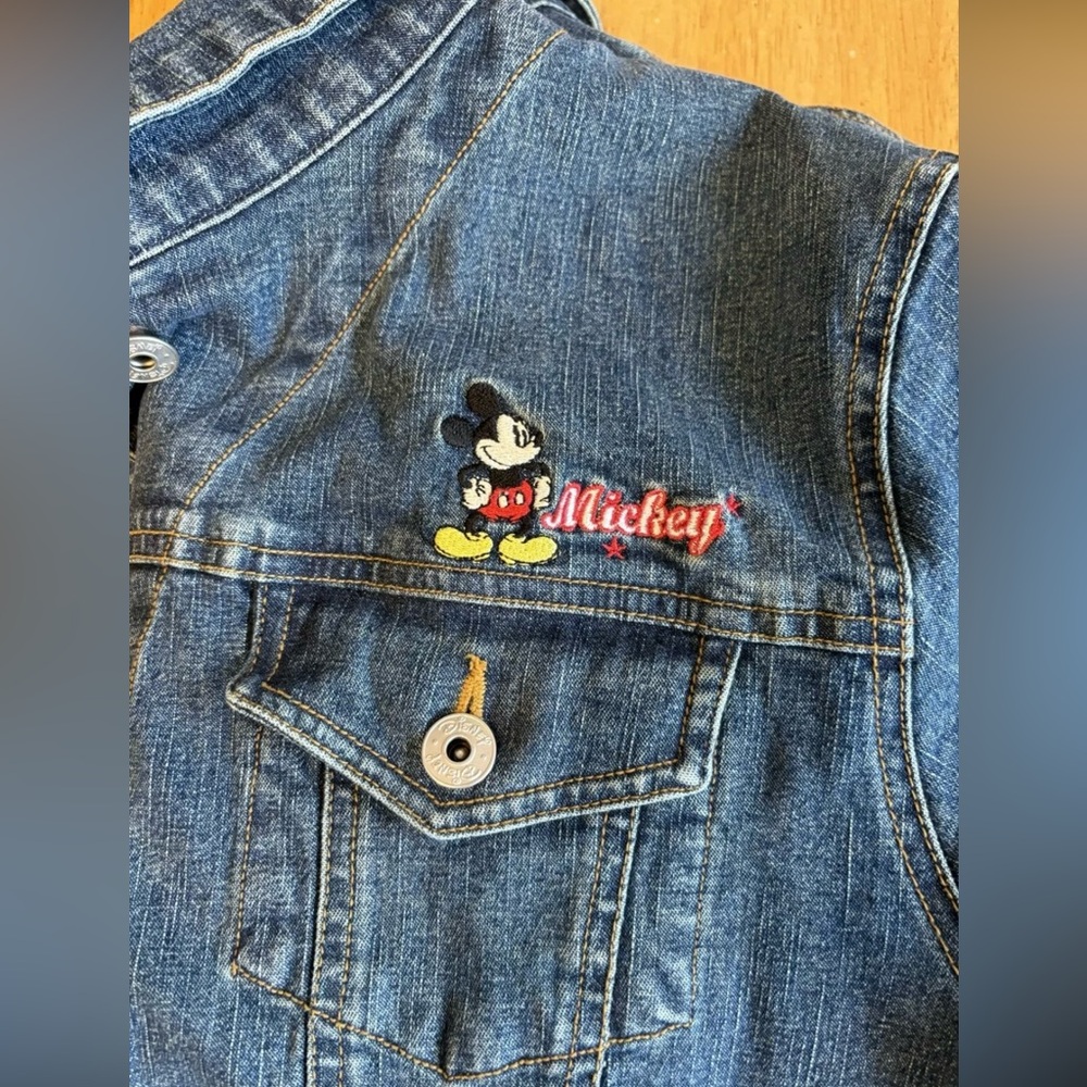 Vintage Disney Denim Jacket Size XL